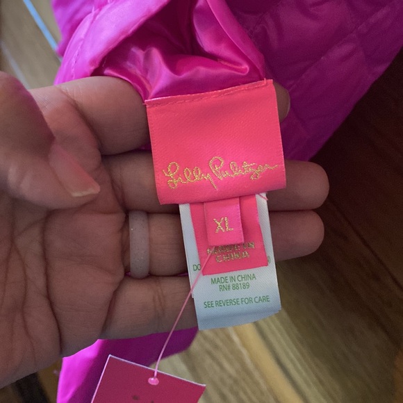 ***NWT*** Lilly Pulitzer girls Melanie reversible vest - Picture 8 of 10